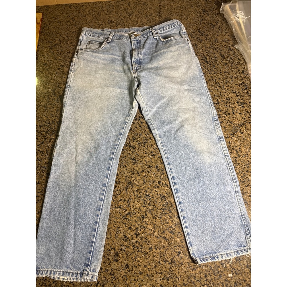 Wrangler Premium Quality Authentic Jeans 96501DS Light Wash 38x30 Denim Pants